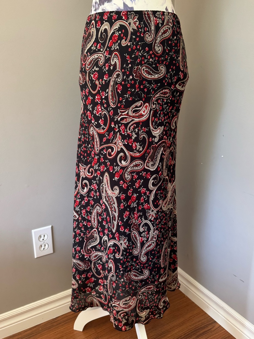 Y2K Encore Paisley & Floral Maxi Skirt in Black and Red